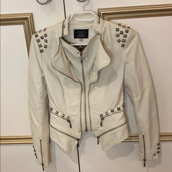White faux leather jacket with silver studs - Picture 1 of 3